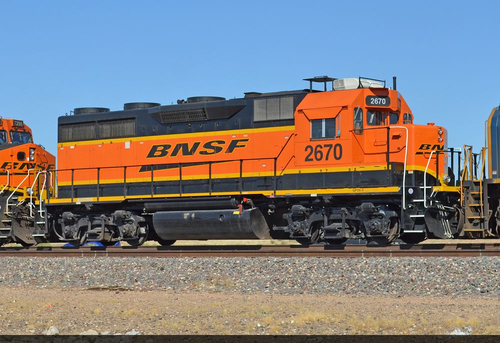 BNSF 2670